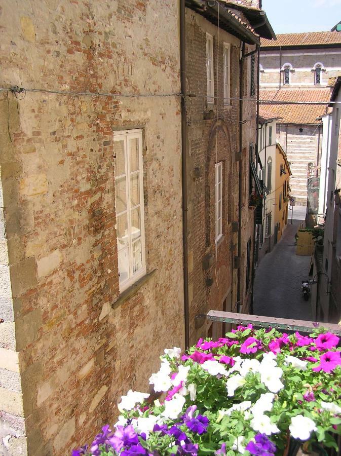 Ferienwohnung Residenza Al Fillungo Lucca Exterior foto