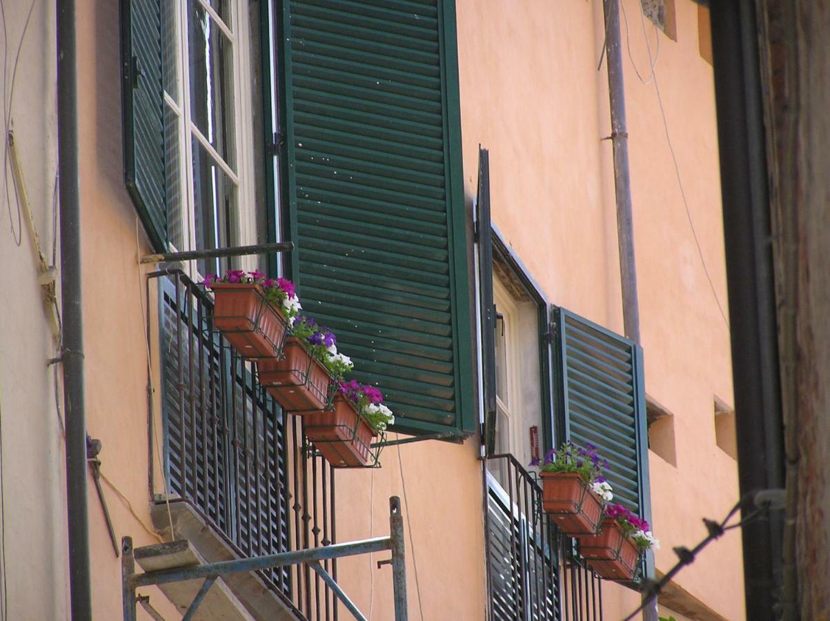 Ferienwohnung Residenza Al Fillungo Lucca Exterior foto